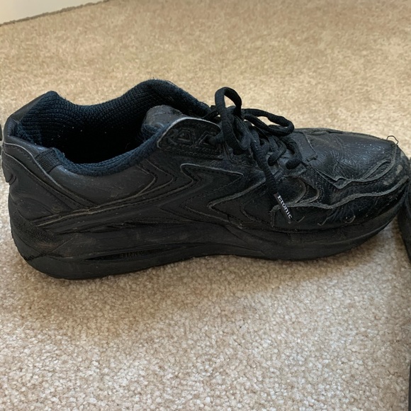 Black Etonic Running shoes - Picture 2 of 2